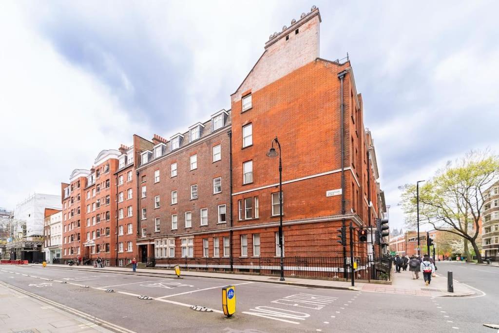 Beautiful One Bedroom Flat In Tavistock Place Londra Dış mekan fotoğraf