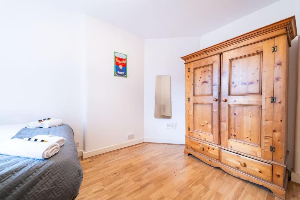 Beautiful One Bedroom Flat In Tavistock Place Londra Dış mekan fotoğraf